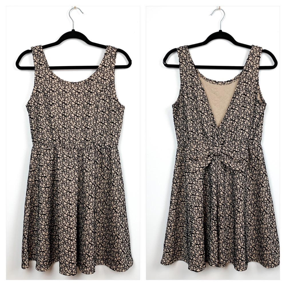 Cute Lacey Dress with Bow on the Back